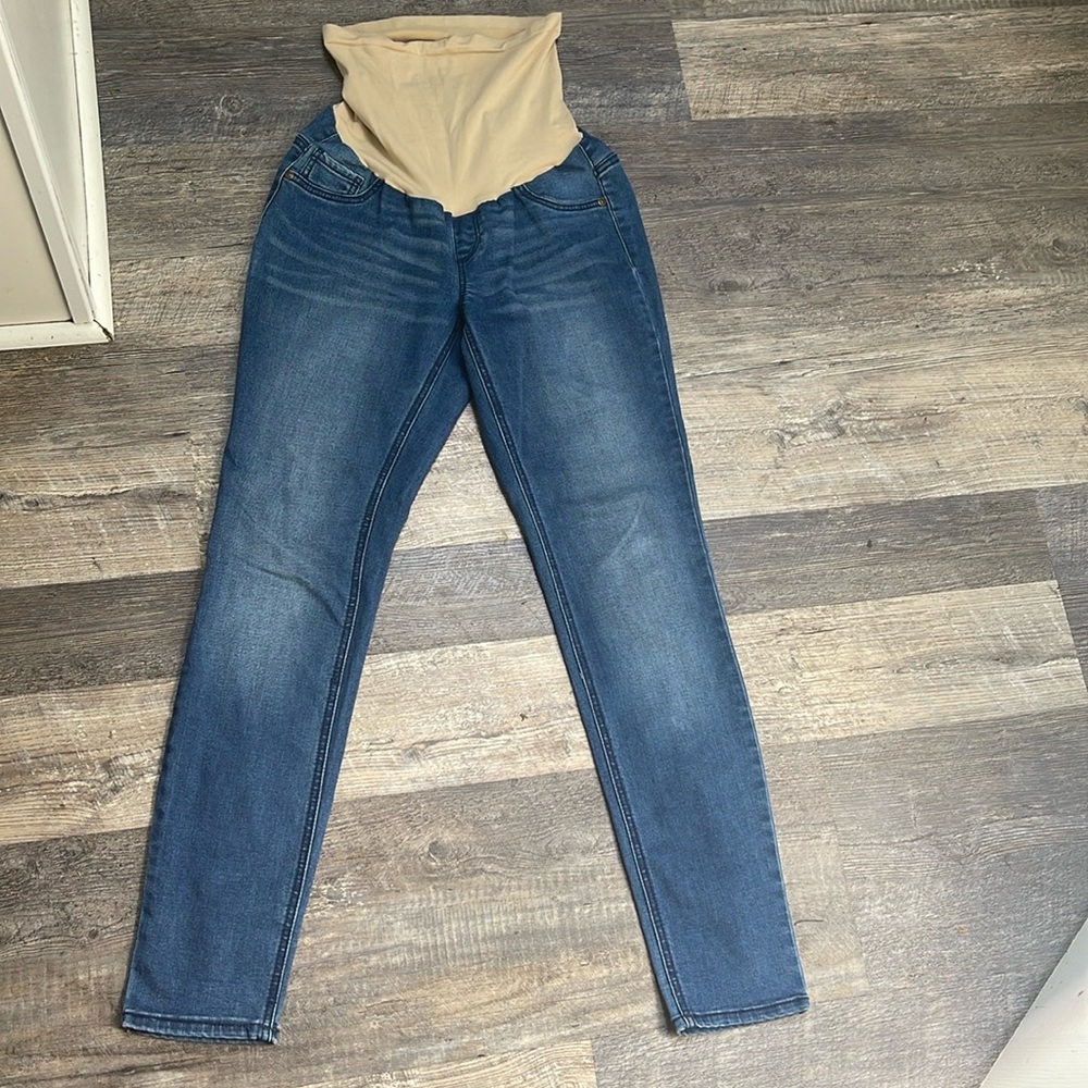 Indigo Blue maternity jeans! Medium! Great for pregnancy and post partum